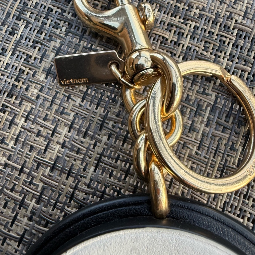 EUC! Coach Disney Bad Girls Club Special Edition Keychain - Picture 3 of 6